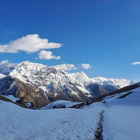 Avec Vue Montagne *